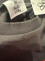 Dee review photo