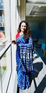 Swamini Gunasekar review photo