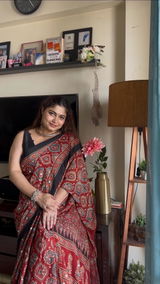 Sayali Bhalekar review photo