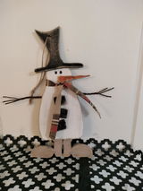 Three Primitive Snowmen wonky feet Ornaments DIY Kit