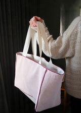 Emelie review photo