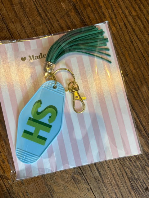 Motel Keychain Personalized with Shadow Monogram Retro Hotel Keychain Bridesmaid Gifts Bachelorette Gift Preppy Glitter Keychain with Tassel