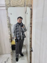 Karan Kaushik review photo