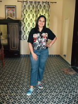Niharika review photo