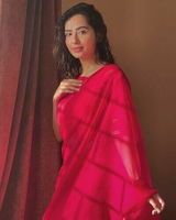Alisha review photo