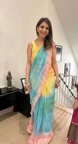 Fizza Zahidi review photo