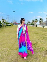 Zaynab review photo