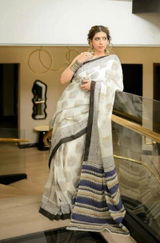 Azka Hamidin review photo