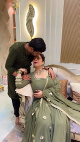Meenakshi review photo