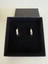 LH review photo