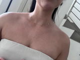 Bruna review photo