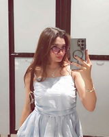 Jhanvi review photo