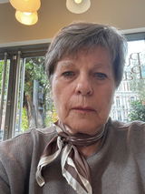 Lesley Hazel review photo