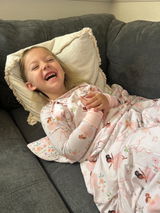 Lexi Biel review photo