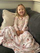 Lexi Biel review photo