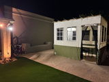 Ian Sachs review photo