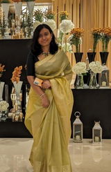 Shreyasee , review photo