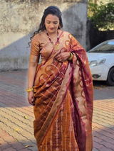 Anushka review photo