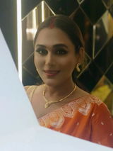 nikkieychawla review photo