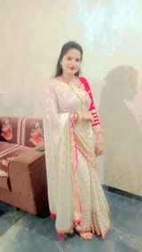 Dipika Panwar review photo