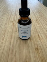 M. review photo