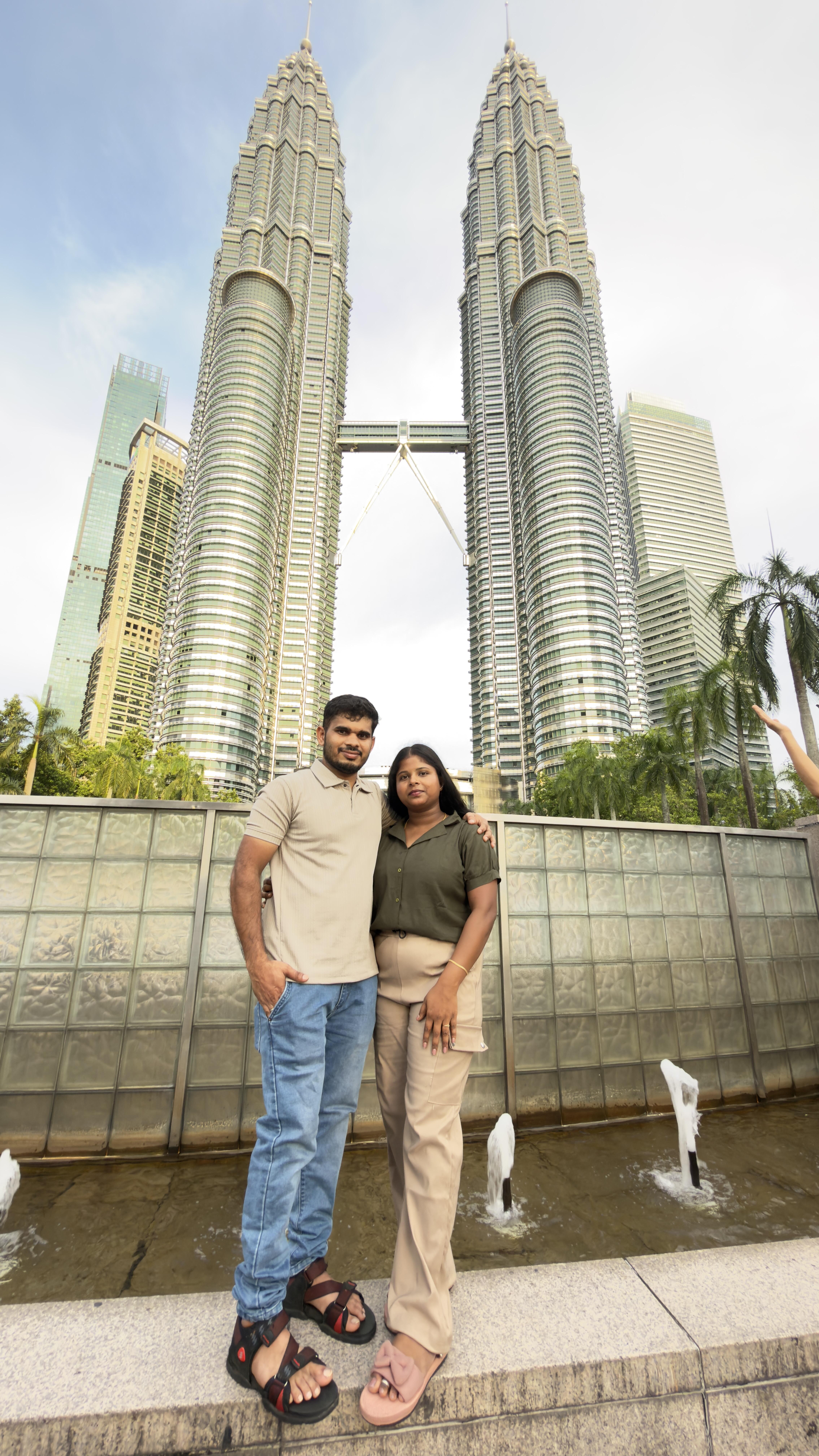Sowmiya Prakash review photo