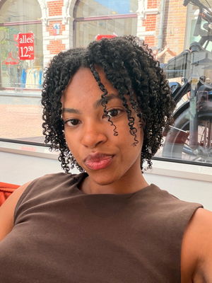 Klantfoto: gehydrateerde krullen na een wash and go met de Vanilla Leave-In Conditioner