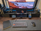AJ review photo