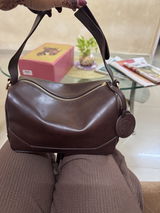 Shrusti Mavani review photo
