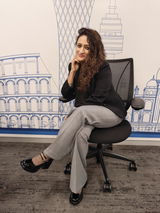 Swamini gunasekar review photo