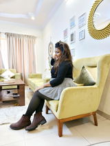 Sweta Tiwari review photo