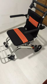 Folding Wheelchair Lightweight Folding Wheelchair for the Elderly Easy to Carry