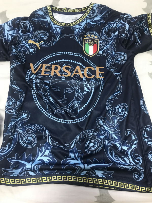 תמונה של Italy Blue Versace Special Edition Shirt מביקורת של Customer