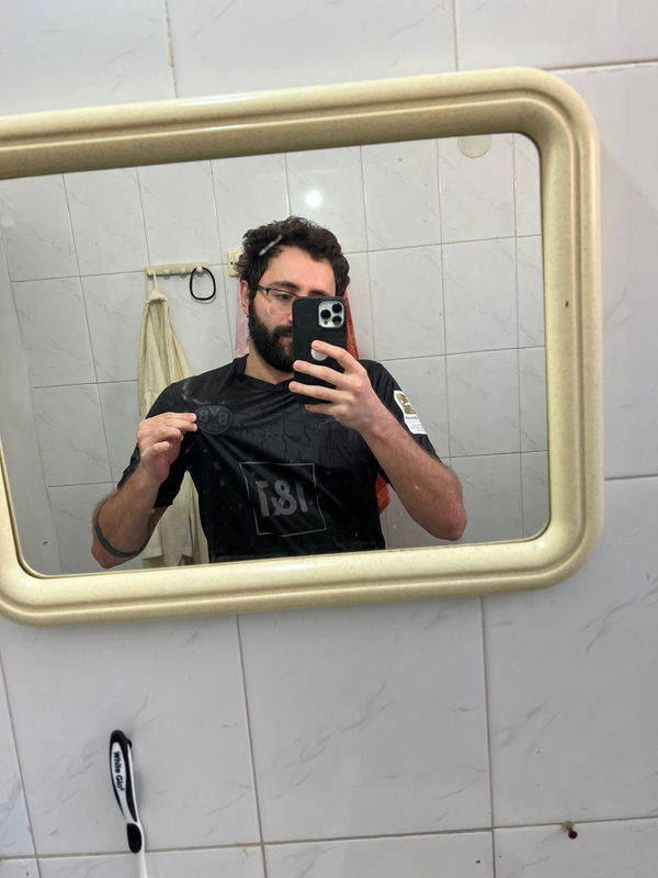 תמונה של חולצת משחק בורוסיה דורטמונד רביעית 22/23 מביקורת של Oren Malka