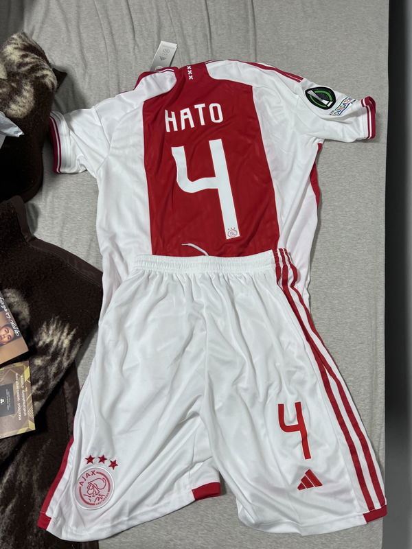 תמונה של Ajax Amsterdam Home Shirt מביקורת של Omer Razal