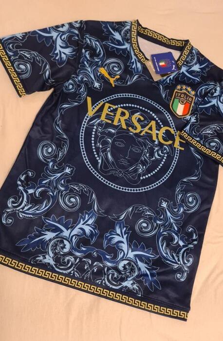 תמונה של Italy Blue Versace Special Edition Shirt מביקורת של Tal Malka