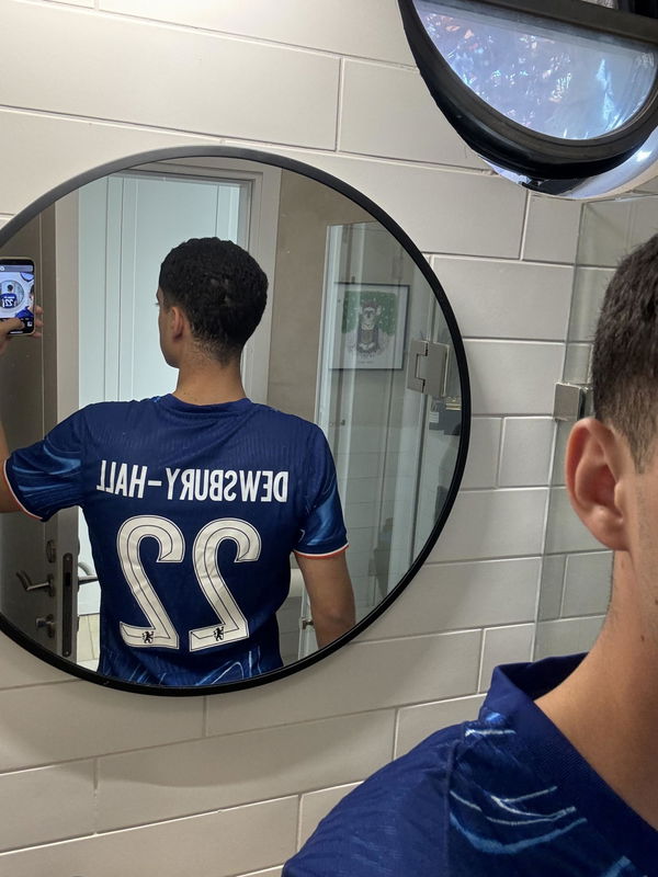 תמונה של חולצת משחק צ׳לסי בית 24/25 מביקורת של Amit Goldenberg
