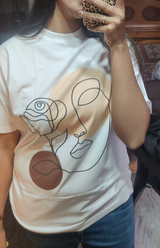 Oversized Unisex T-Shirt with Abstract Woman Line Art Print