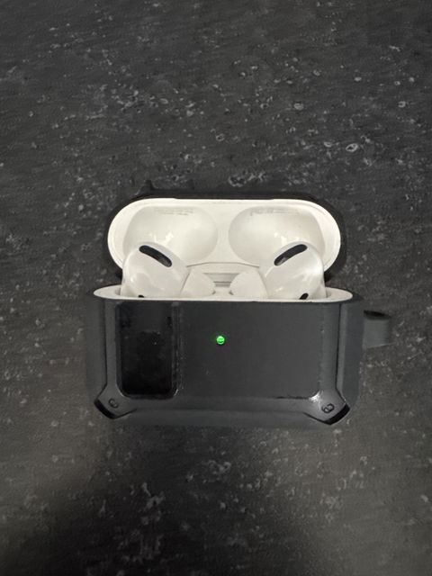 Right Replacement AirPod - AirPods Pro (1st Generation)