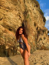 Jada Phyre review photo