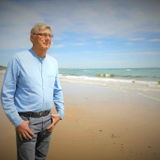 Alan Baker review photo