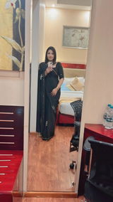 Juhi singh review photo