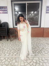 Nidhi Sharma review photo
