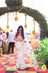 Anjali Vashishtha review photo