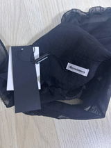 H h review photo