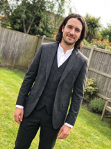 Nicholas Parker review photo