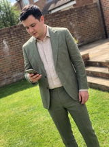 Robert Collins review photo