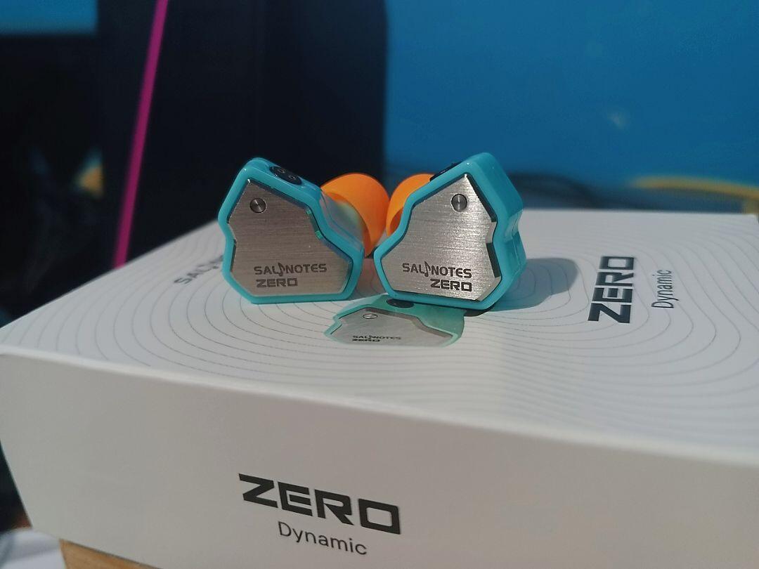 ezwiiieeebels review photo