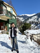 Daniyal Khatri review photo