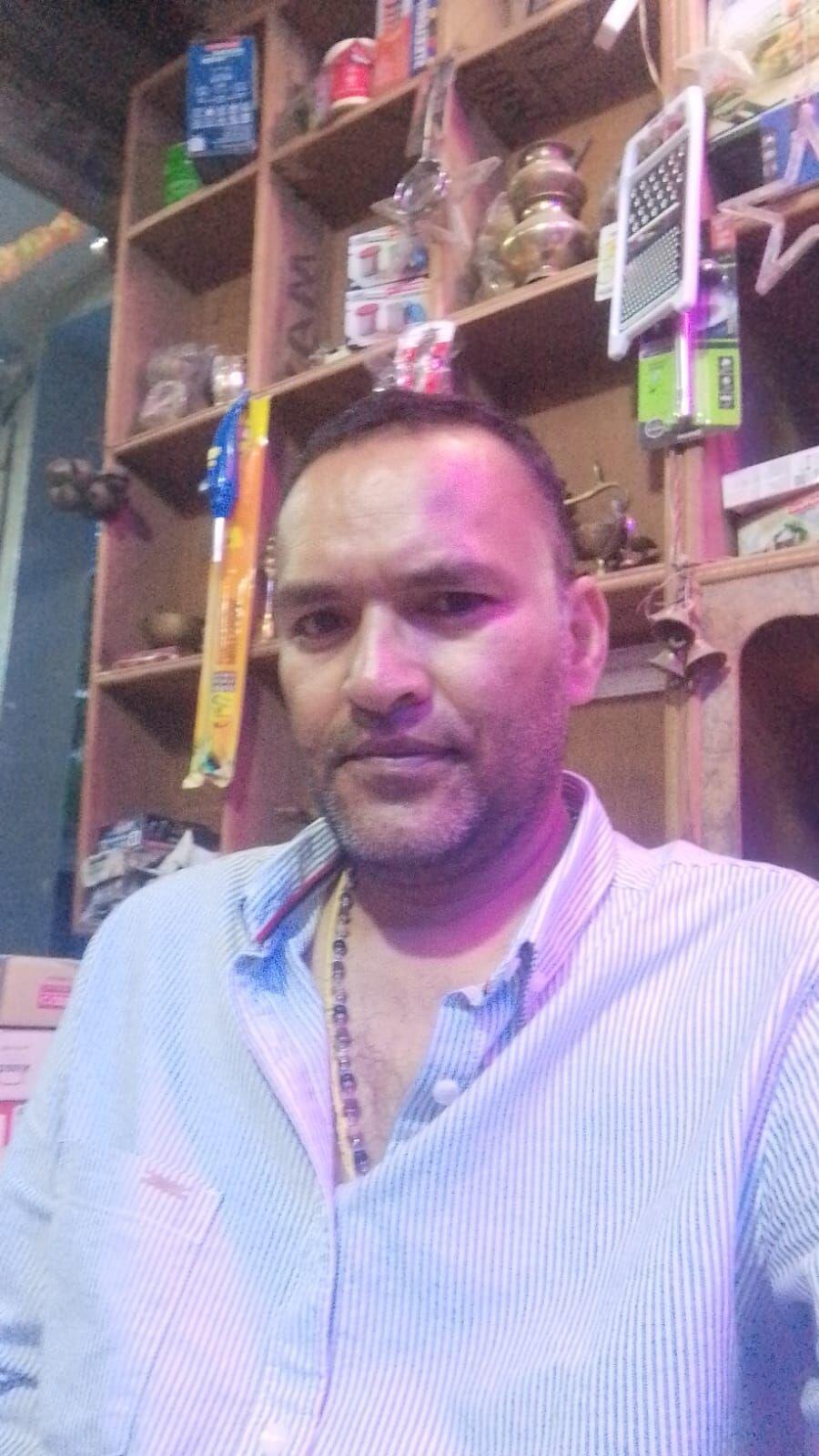 Khushdev Singh karki review photo